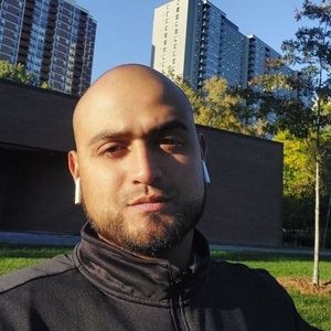 Meet your Posher, Diego